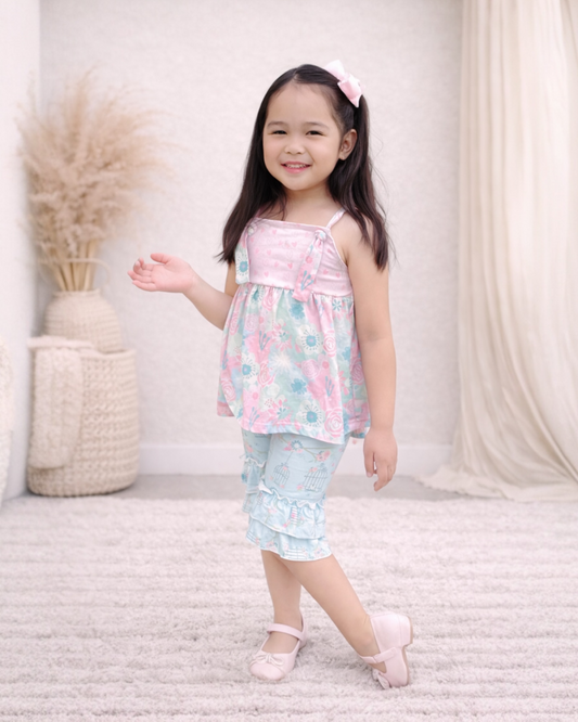 Pete + Lucy Birdcage Beauty 2 Piece Capri Set